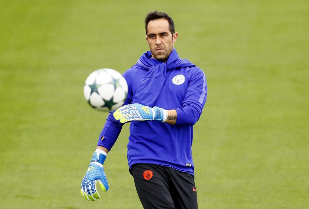 FA Cup: Claudio Bravo será titular en el City ante Newcastle