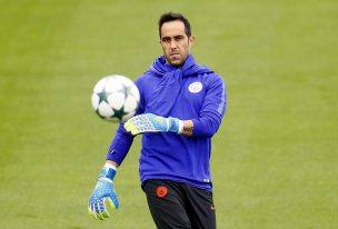 FA Cup: Claudio Bravo será titular en el City ante Newcastle