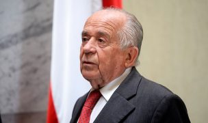Exsenador Andrés Zaldívar está en cuarentena por Covid-19