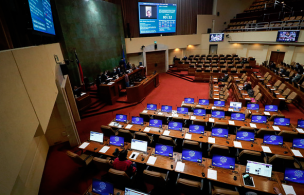 Suspensión de Evaluación Docente fue aprobada en general por la Cámara