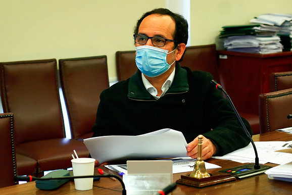 Bancada PC por IFE: “Más de 3 millones de chilenos no van a recibir este aporte”