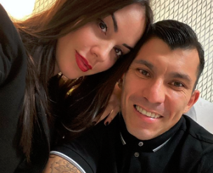 Gary Medel mostró lo grande que está su hija y le dedicó emotivo mensaje