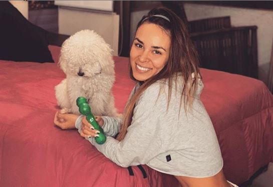 “Me abro la bata y no había nada”: Jhendelyn Núñez reveló bochornoso momento del piscinazo como Reina de Viña