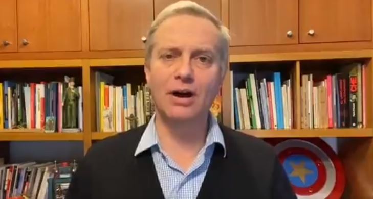 Kast pide que médico que habría negado atención a carabineros deje su profesión