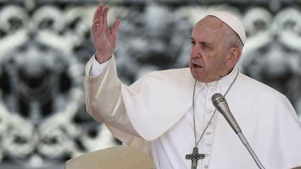 Tras la pandemia, el Papa invita a “tender la mano a los pobres”