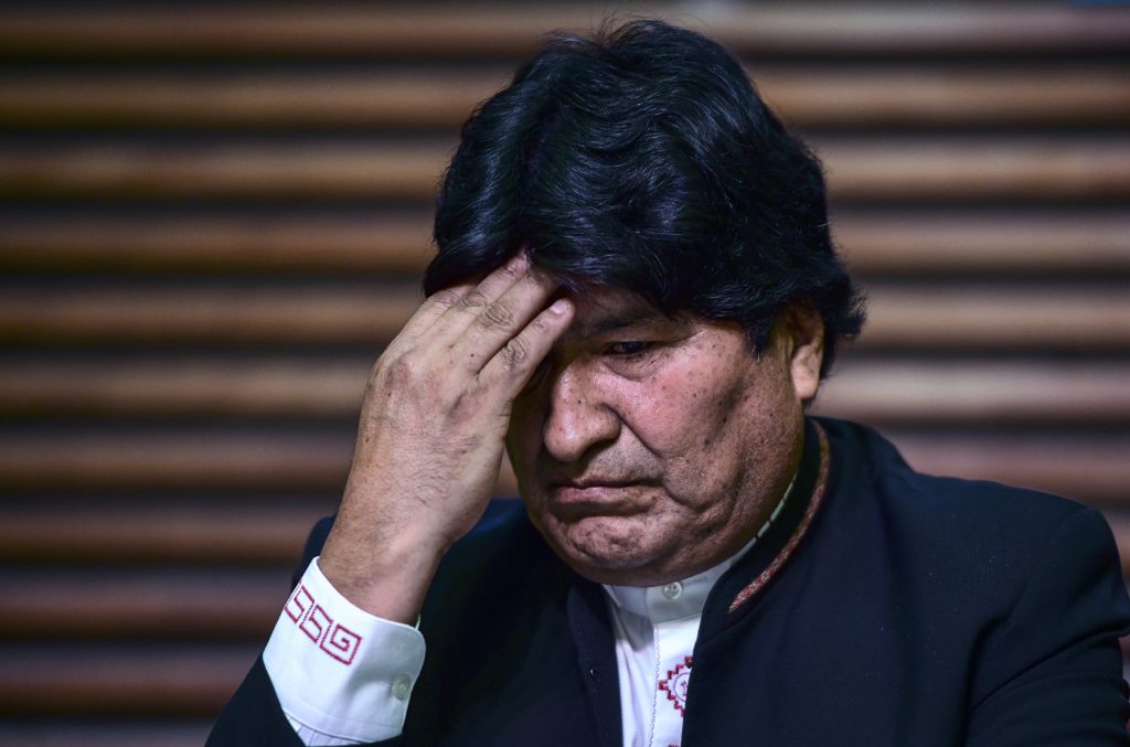 Evo Morales calificó de “ilegal e inconstitucional” la orden de detención emitida en su contra