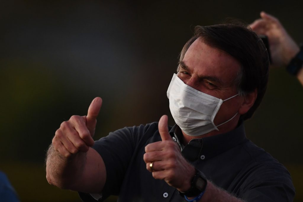Brasil: Jair Bolsonaro volvió a dar positivo por coronavirus