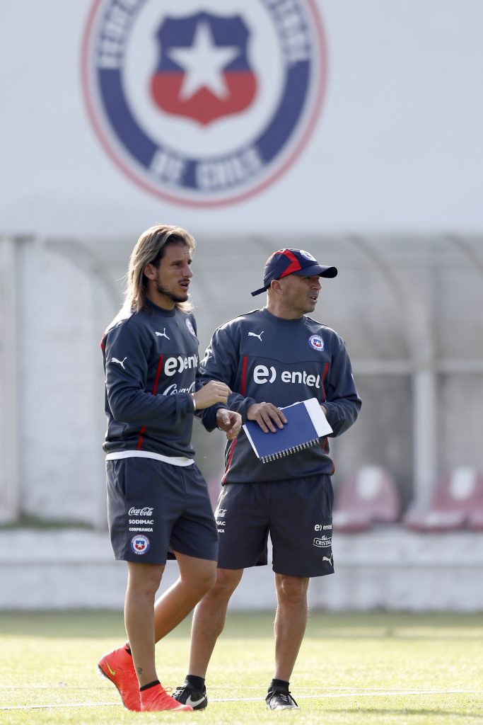 “Ha sido una gran inspiración”: ex técnico de la U reflejó su respeto hacia Marcelo Bielsa y reveló desconocida anécdota