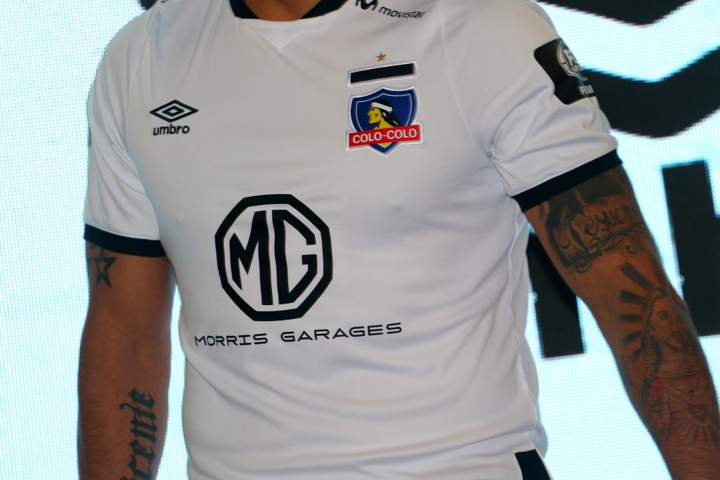 ByN acusó a Umbro de “graves y reiterados incumplimientos del contrato”
