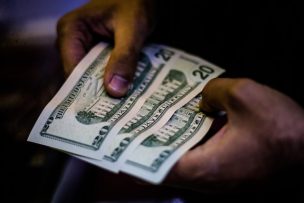 El precio del cobre se disparó y el dólar se hunde en el mercado chileno