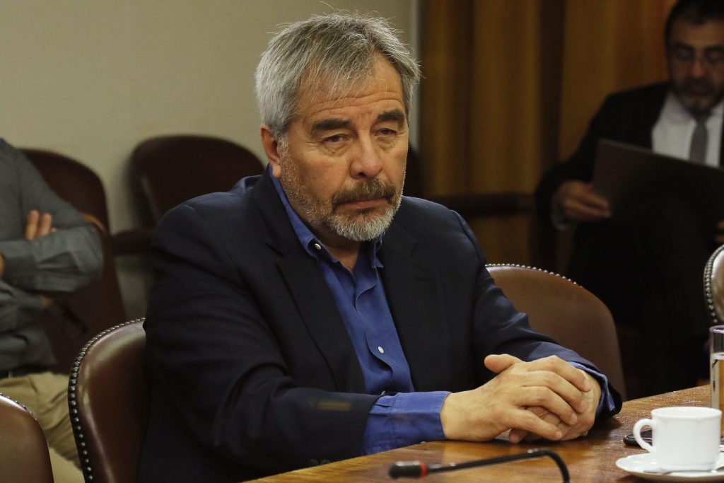 Diputado Ascencio pide que se investigue caso de fallecida que estuvo 12 horas en la vía pública