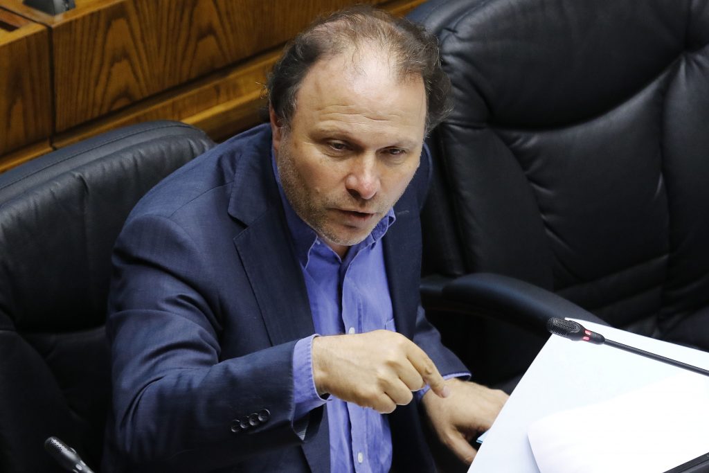 Senador Alfonso de Urresti (PS) y votación en la Cámara de Diputados: “Este es el comienzo del fin de las AFP”