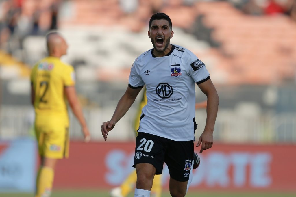 “¿Será?”: Nicolás Blandi se cuadra con Julio Barroso con la camiseta que le gustaría que tuviera Colo Colo