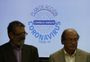 ¿Cuándo reabrir la vida social en Chile? Consejo asesor COVID-19 entrega cuatro condiciones al Gobierno