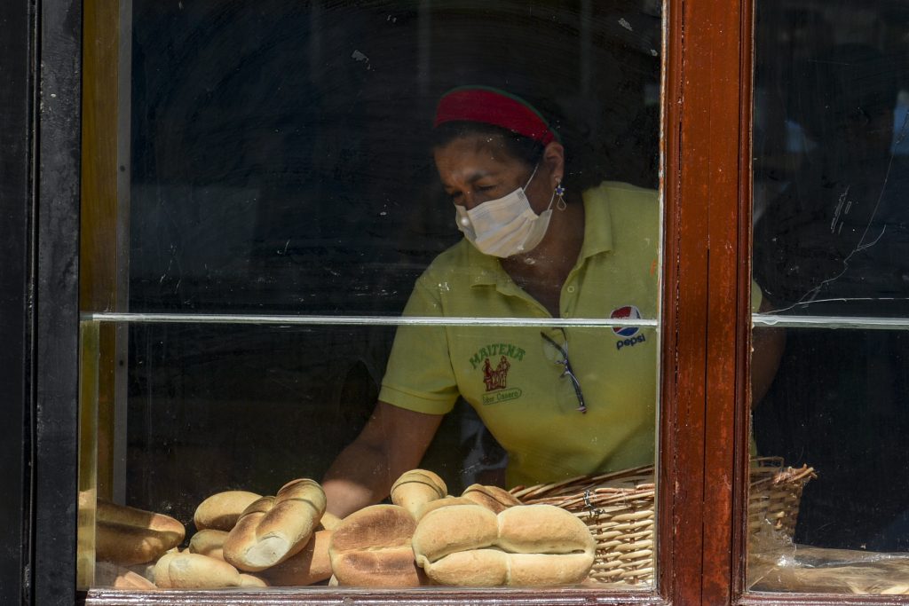 62,2% de hogares beneficiados con IFE tiene una mujer como jefa de hogar