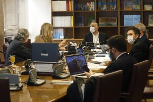 Comisión rechaza veto a proyecto que suspende corte de servicios básicos