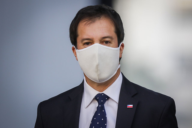 Ministro de Economía advierte que en junio también puede haber “caídas sustantivas” tras negativo Imacec