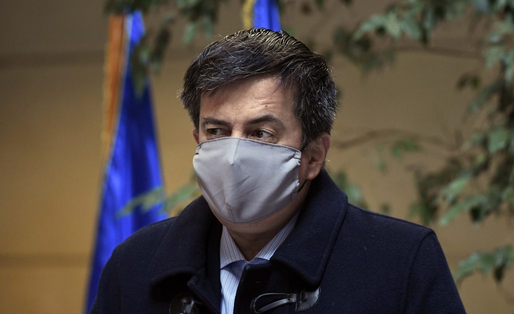 Diputados RN piden al Gobierno plan integral para cubrir los costos Covid-19