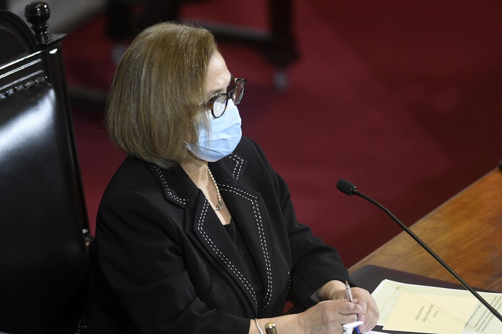 Presidenta del Senado reconoce “mejor tono” de Piñera pero extraña falta de autocrítica por estrategia sanitaria