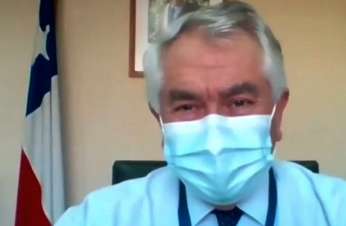 El emotivo reencuentro del ministro Paris con exasesora del hogar en Chiloé