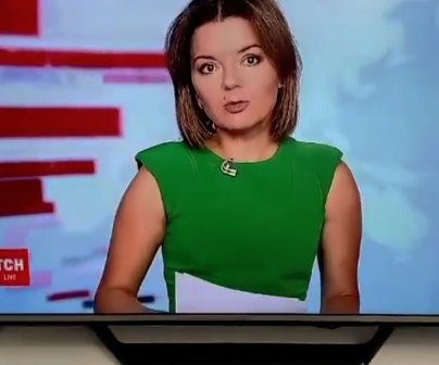 Siempre digna: conductora de noticias perdió un diente en vivo y tuvo una notable reacción