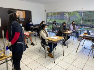 Rapa Nui vuelve a clases presenciales en medio de la pandemia Covid-19