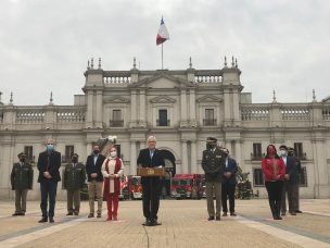 Presidente Piñera promulga ley que aumenta sanciones a quienes agredan a bomberos