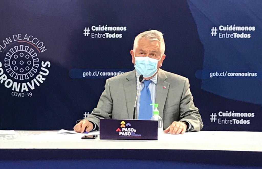 Ministro Paris: “En todo el mundo la pandemia va en aumento”