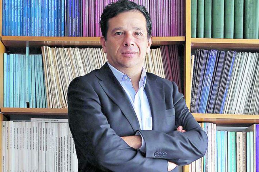 “Se ha transformado en un coctel peligroso”: Ex subsecretario de Hacienda del gobierno de Bachelet manifiesta sus reparos al “retiro del 10%”