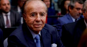 Expresidente argentino Carlos Menem fue hospitalizado en Buenos Aires