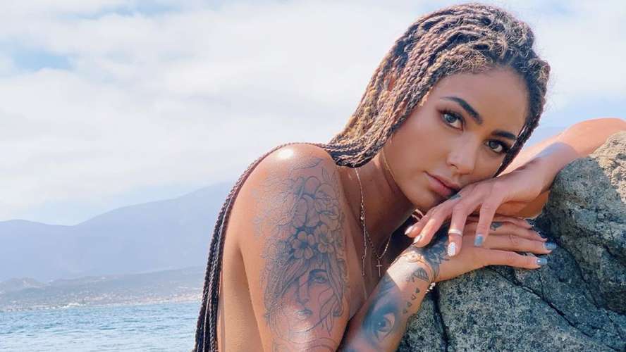 “Eres divina”: Camila Recabarren cautivó en Instagram con osada transparencia