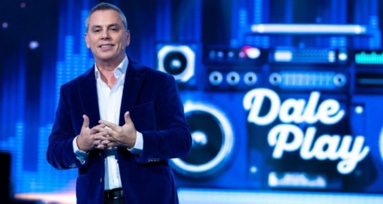 Seremi de Salud multó a Mega por programa de Viñuela: “Ponían en riesgo de contagio a los trabajadores”