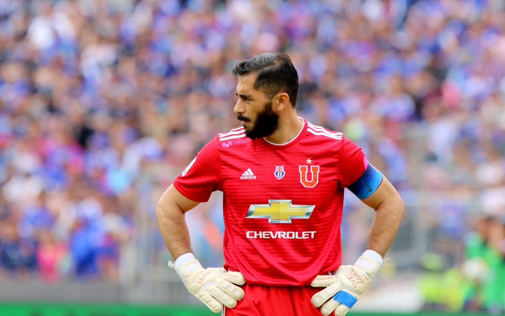 “He conversado muchas veces con Johnny Herrera; no tengo duda que su despedida será con la U”