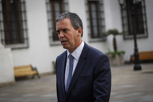 Senador Harboe: “¿A qué hora el Presidente Piñera presenta Ley de Seguridad del Estado contra convocantes del paro de camioneros?”