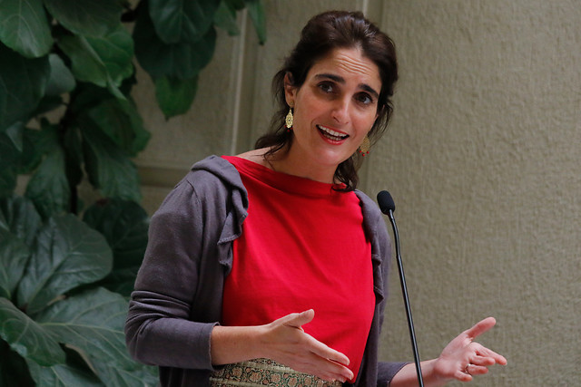 Ministra Zaldívar y el retiro del 10%: “No ha producido efectos negativos que se pensaron, porque se tomaron las medidas para evitarlos”