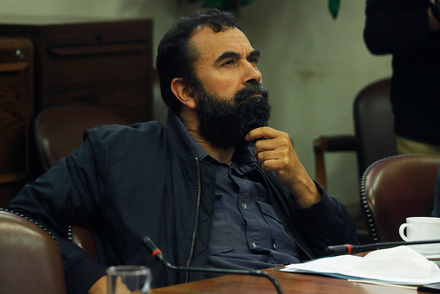 Diputado Hugo Gutiérrez propone semana laboral de 4 días para evitar despidos