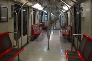 Metro interpone querella al encontrar hilo curado en dos vagones