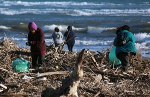 San Antonio: Finaliza exitosa semana de limpieza en playa de Llolleo