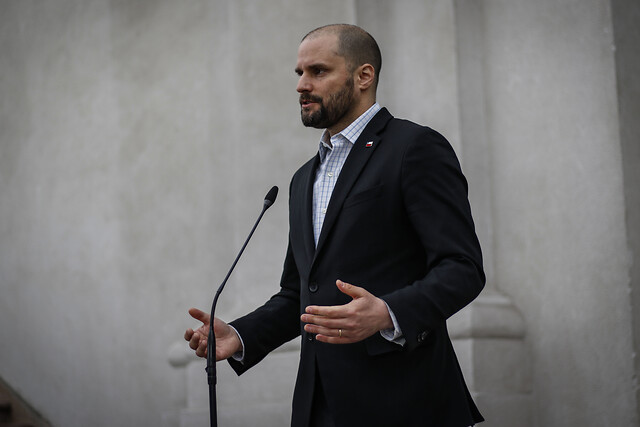 Ministro Belollio asevera que en Chile no hay presos políticos: “Personas que están presas es porque la Justicia los ha condenado”