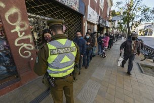 Carabineros: 1.781 detenidos fuera de toque de queda en la última jornada