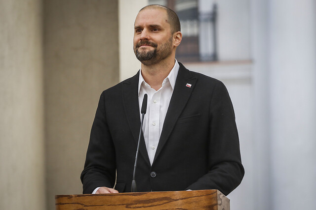 Vocero Bellolio: “Así como no queremos que nadie bloquee carreteras, le pedimos al Congreso que no nos bloquee los proyectos de ley”