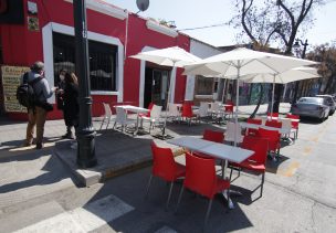 Ñuñoa estudia cierre de calles para restaurantes: 