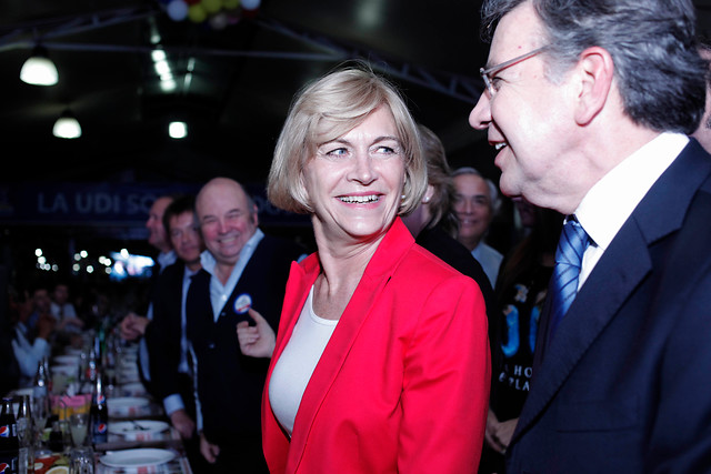 Evelyn Matthei contra Joaquín Lavín: “Su zigzagueo no tiene límites y eso es populismo”