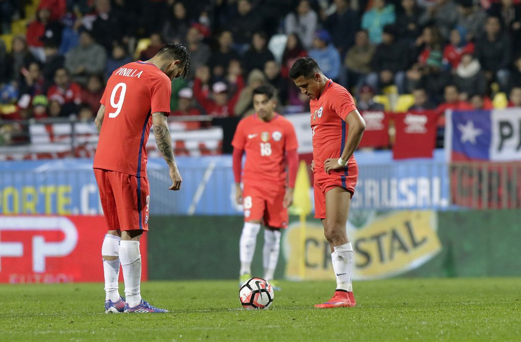 Mauricio Pinilla alabó el “renacer” de Alexis en Italia y sostuvo: “Sería maravilloso verlo en la U”