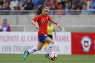 FOTOS | Referentes de la Roja masculina y femenina se lucieron con la nueva camiseta