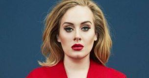 Criticada: Adele generó divididos comentarios en las redes tras compartir fotografía en bikini