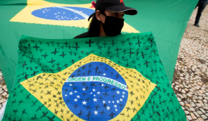 Brasil lanza mil globos al aire para homenajear a las víctimas del coronavirus