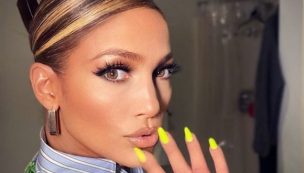 JLo enamoró en Instagram con foto sin una gota de maquillaje a sus 51 años