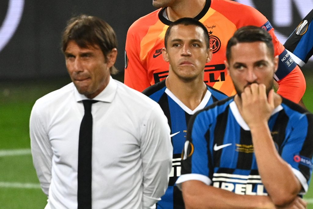 Antonio Conte zanjó su futuro en Inter de Milán y le dio “tranquilidad” a Alexis