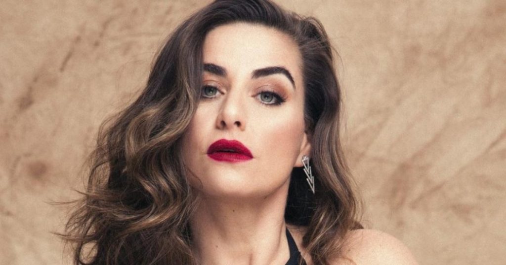 “Extraño grabar”: Ingrid Cruz sorprendió en las redes con osada fotografía del recuerdo